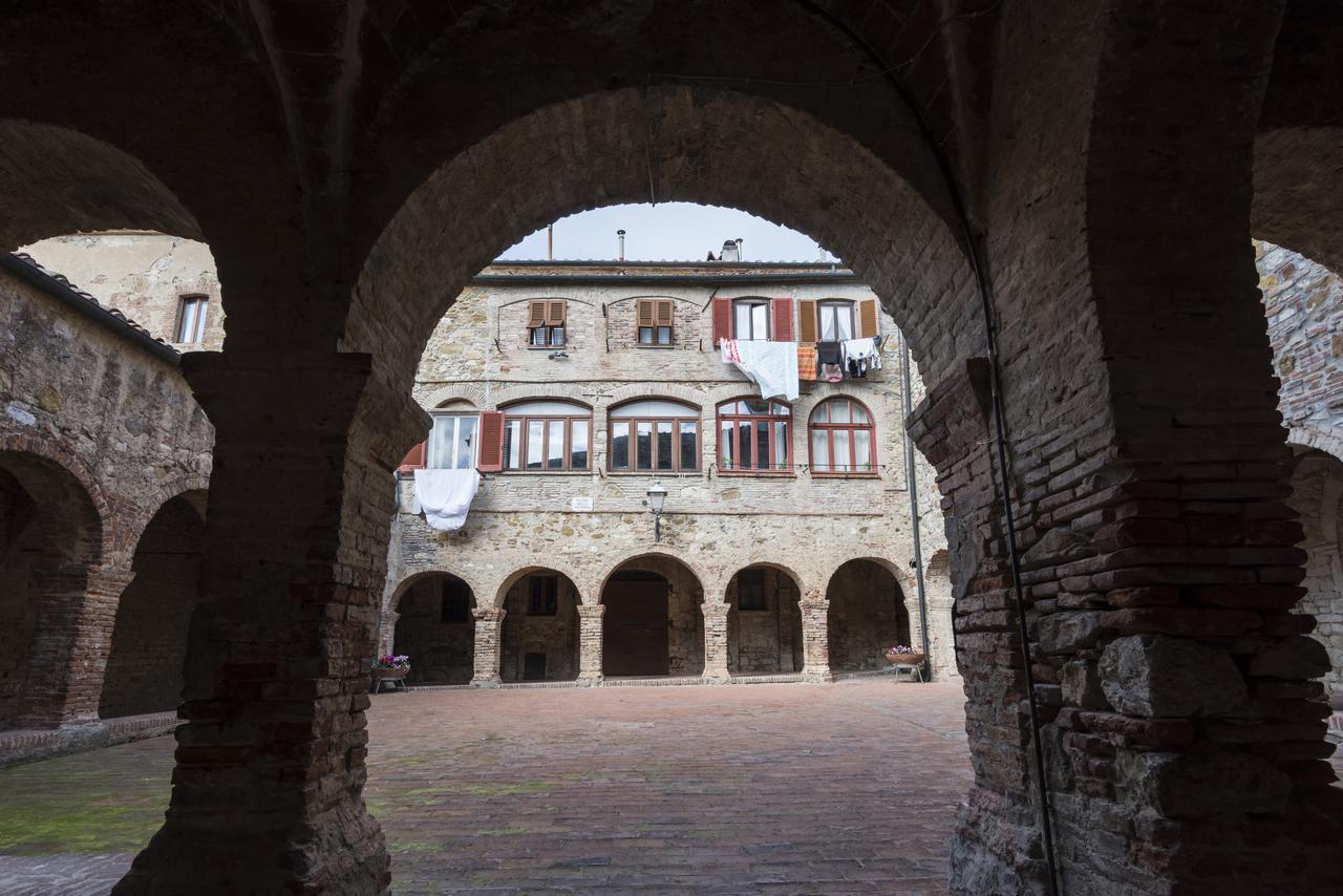 Il Chiostro Appartamenti & Suites Suvereto Eksteriør bilde